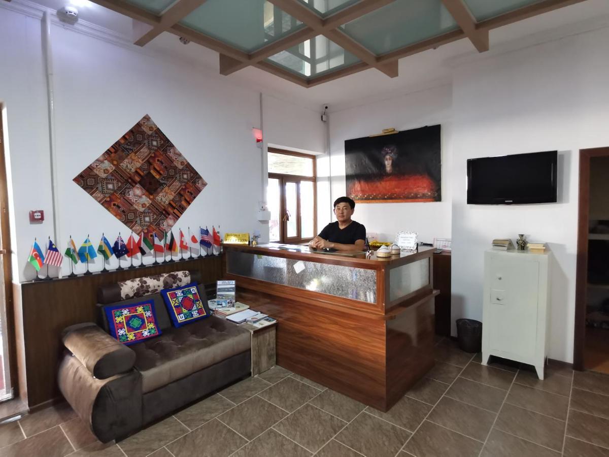 Besqala Hotel Nukus Bagian luar foto