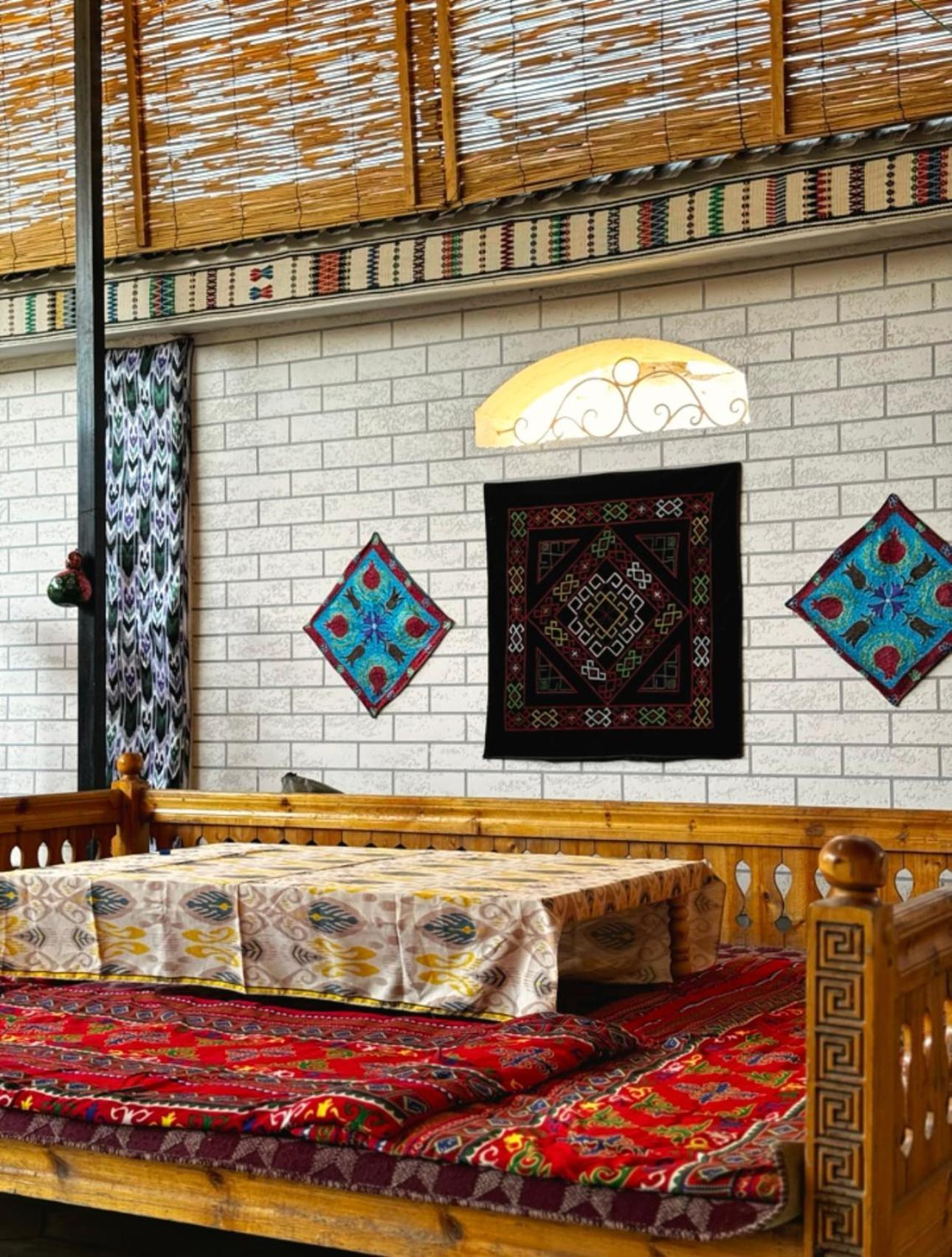 Besqala Hotel Nukus Bagian luar foto