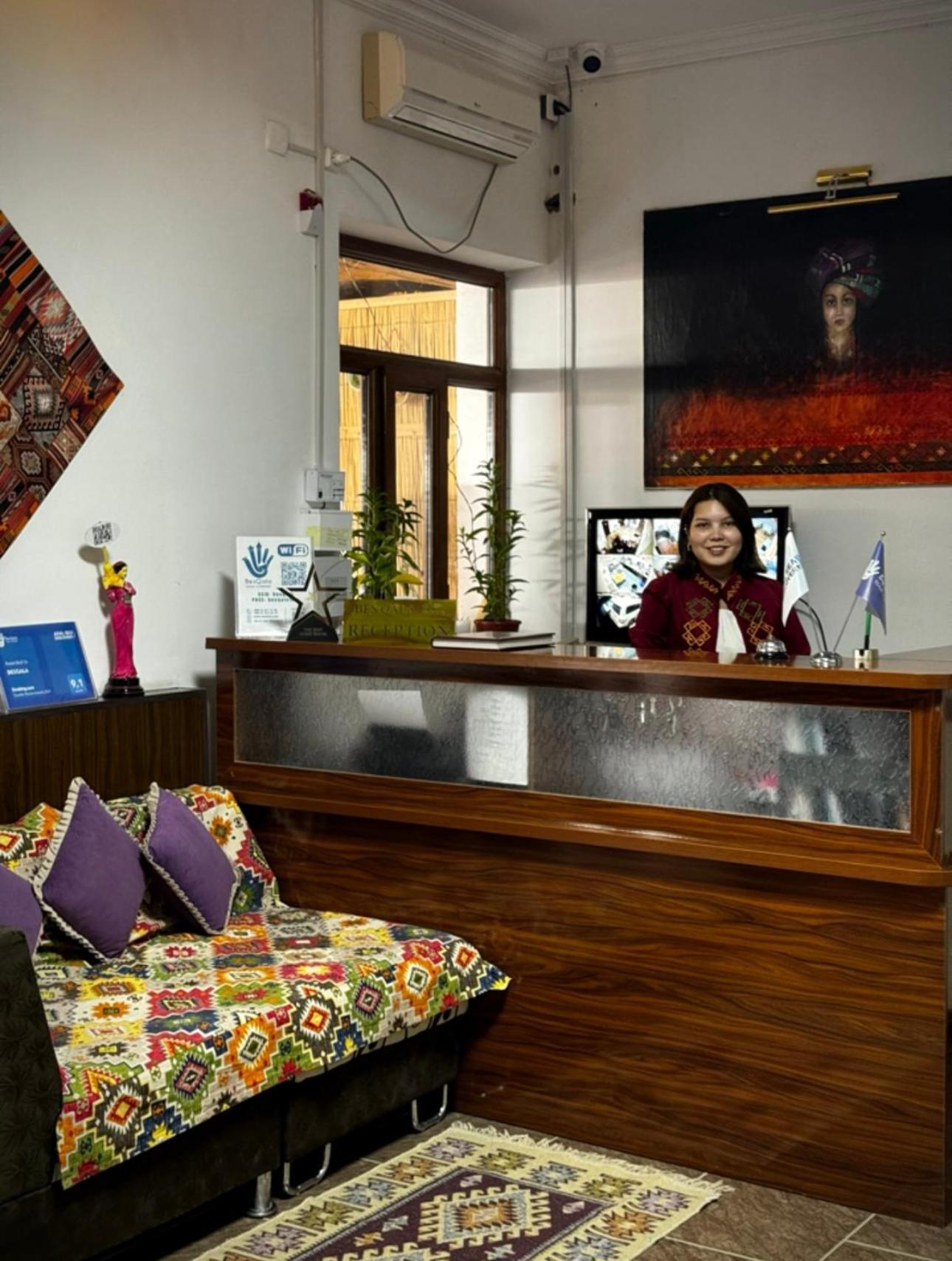 Besqala Hotel Nukus Bagian luar foto
