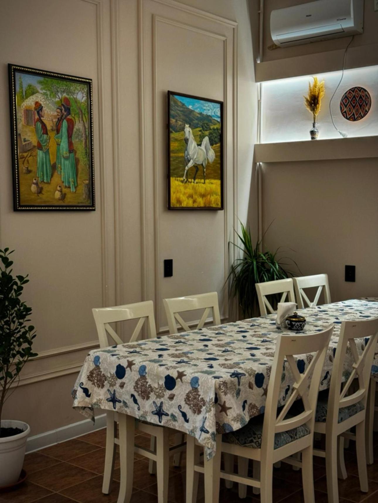 Besqala Hotel Nukus Bagian luar foto