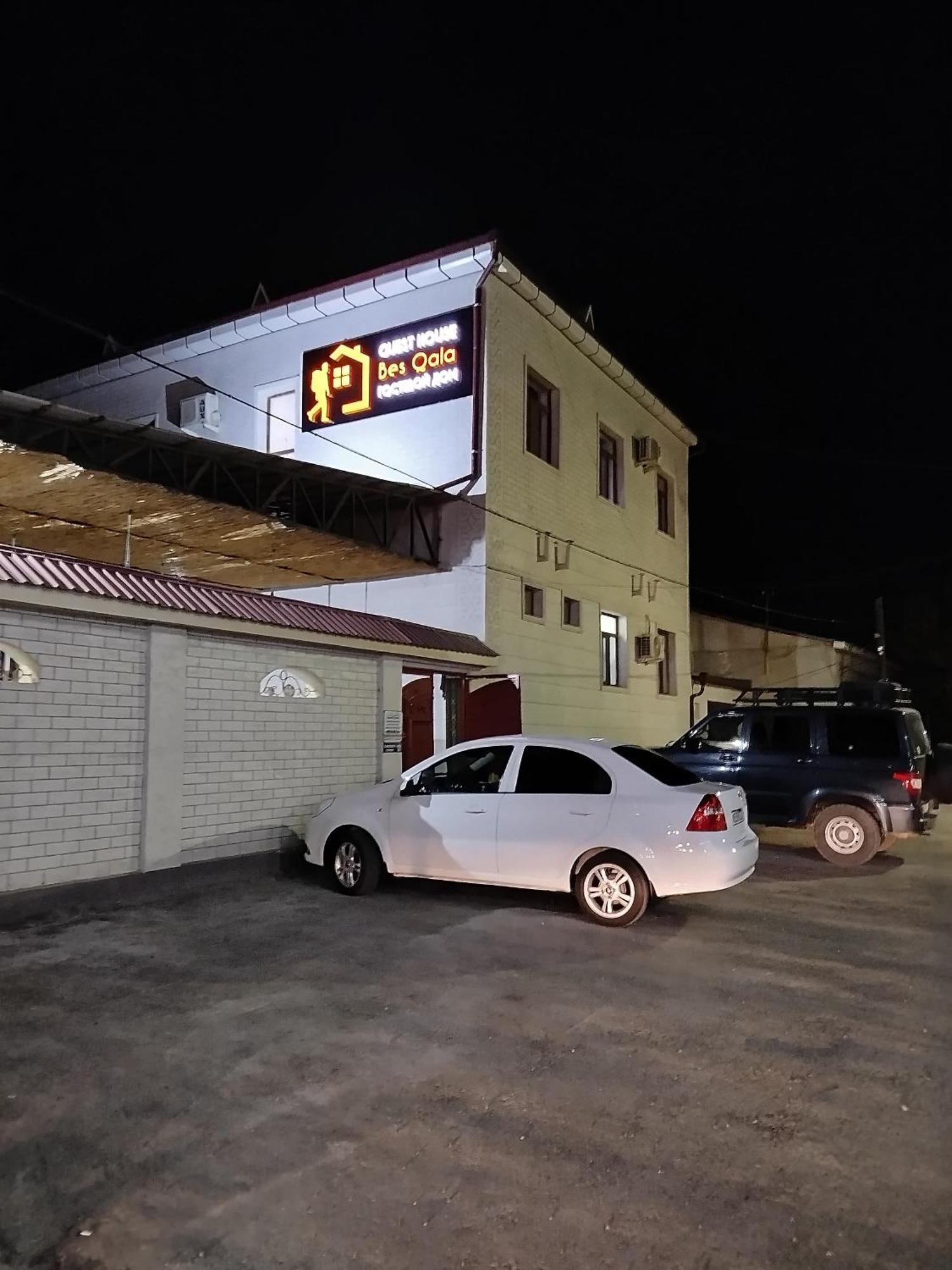 Besqala Hotel Nukus Bagian luar foto