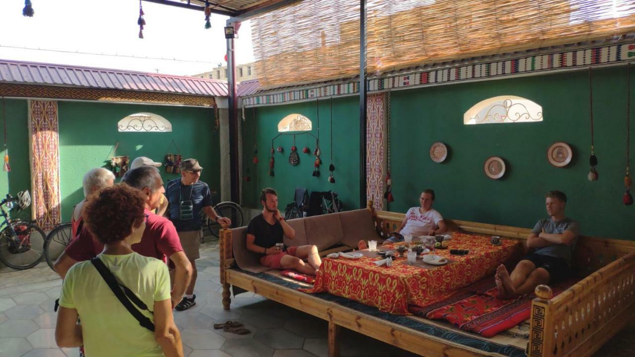 Besqala Hotel Nukus Bagian luar foto